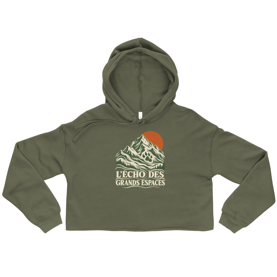 Sweat femme court vert militaire L’écho des grands espaces Golden Mask Wear, dessin de montagnes, sapins et soleil orange sur le devant